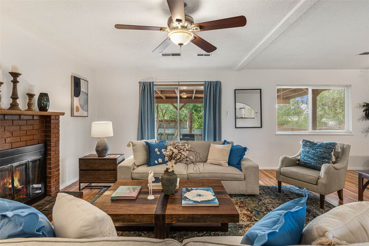 2320 Camino Carlos Rey - Photo 1