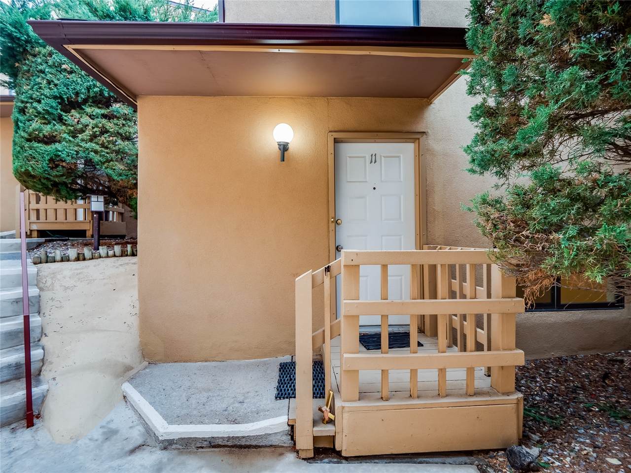11 Loma Vista Street - Photo 1