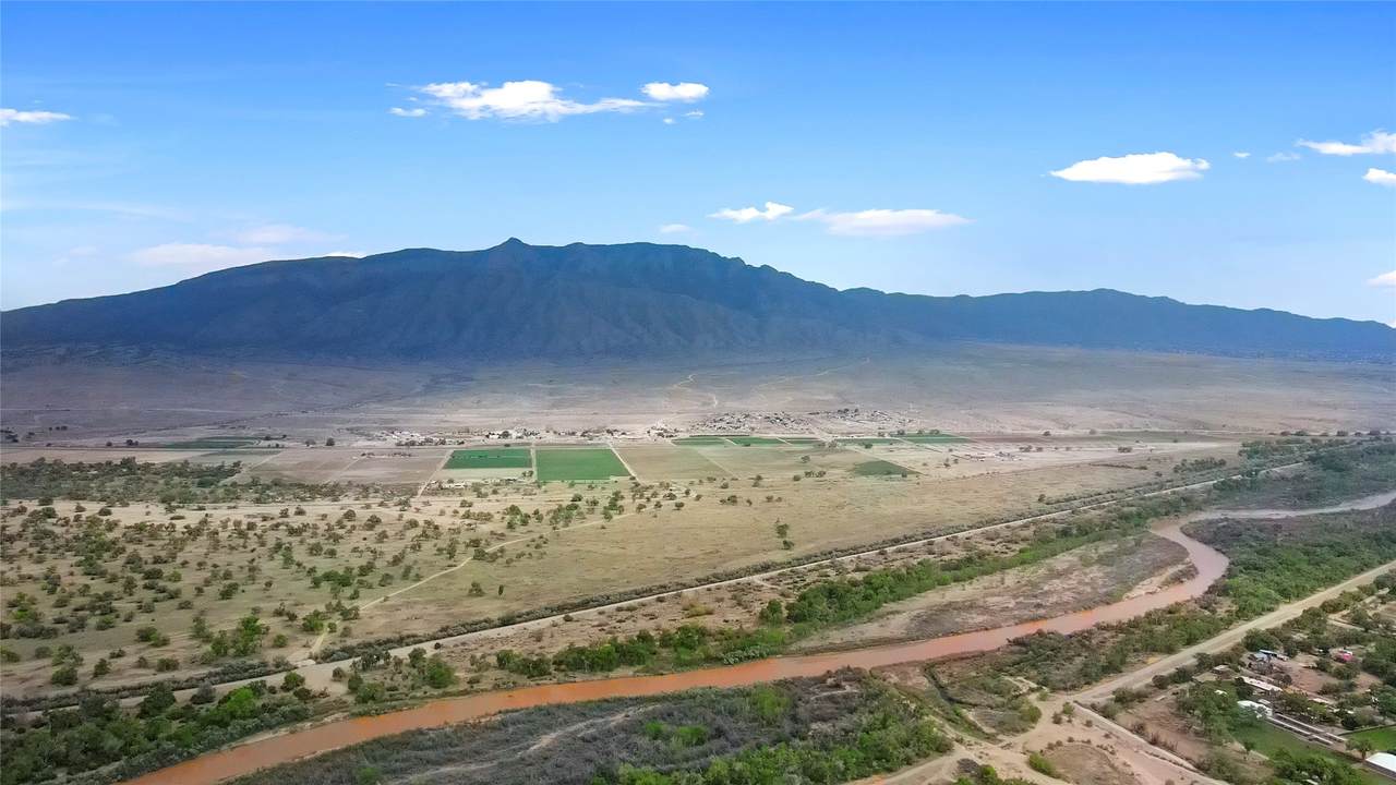 20 Blue Sky - Photo 1