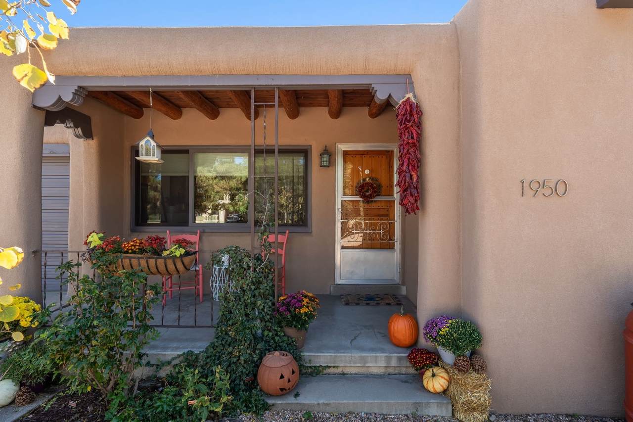 1950 San Ildefonso Road - Photo 1