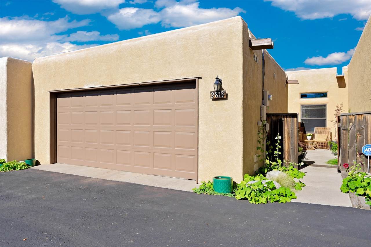 2813 Plaza Amarilla - Photo 1