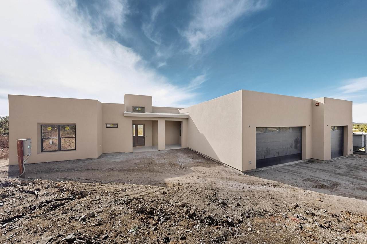 24 Longview Drive - Photo 1