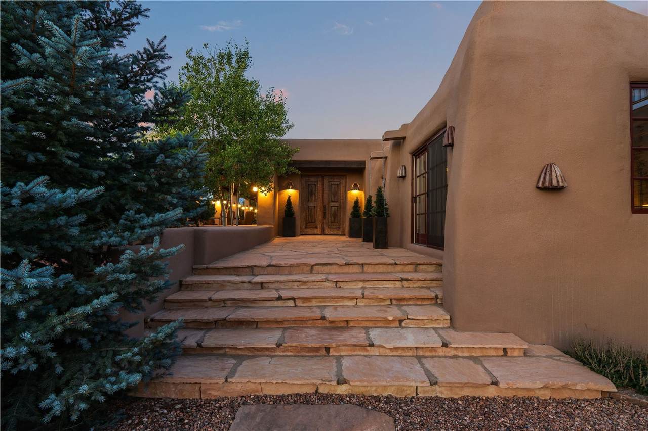 https://bt-photos.global.ssl.fastly.net/santafe/1280_boomver_1_202600009-2.jpg