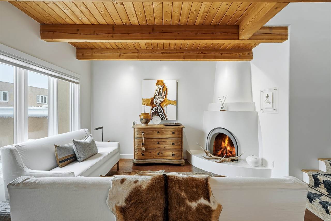 501 Rio Grande - Photo 1