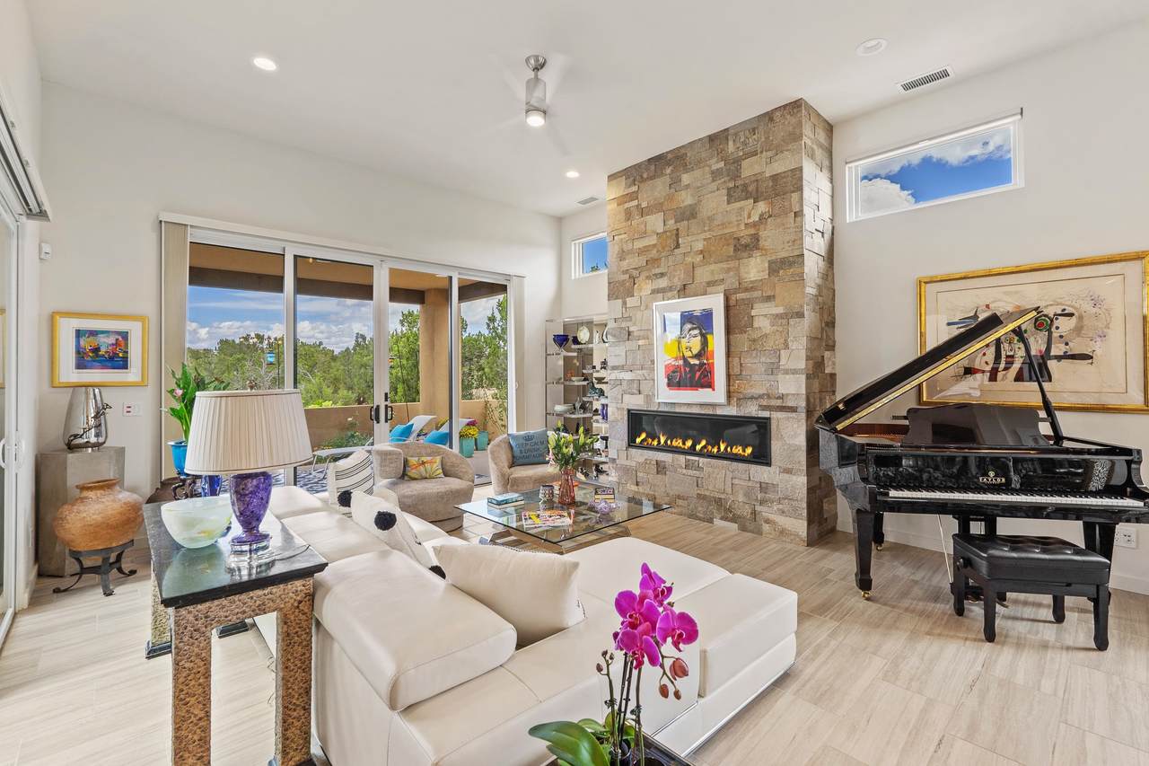 1 Valverde Court - Photo 1