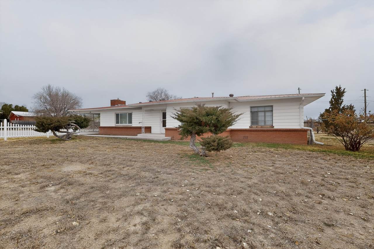 718 Pueblo - Photo 1