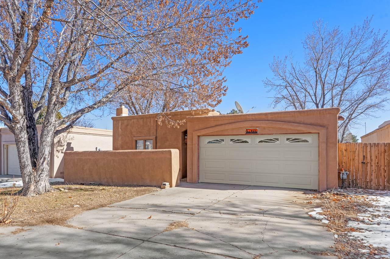 461 Louise Avenue - Photo 1