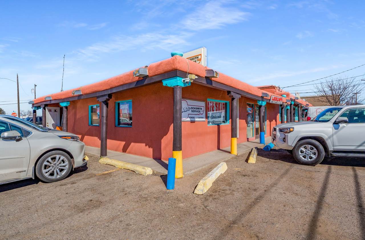 1915 Cerrillos Rd - Photo 1