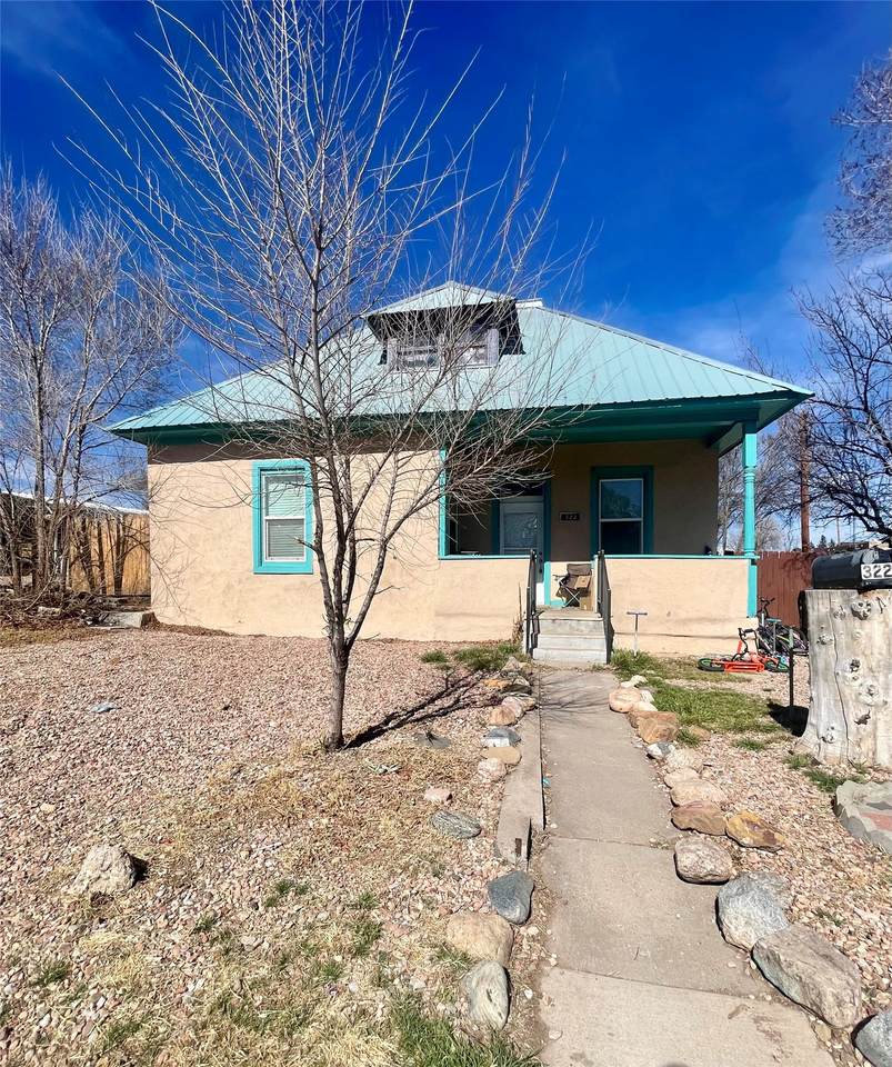 322 Moreno - Photo 1