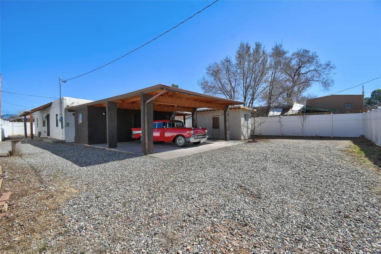 1726 Jay Street - Photo 1