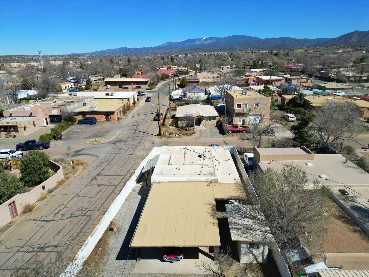 https://bt-photos.global.ssl.fastly.net/santafe/1280_boomver_1_202600805-2.jpg