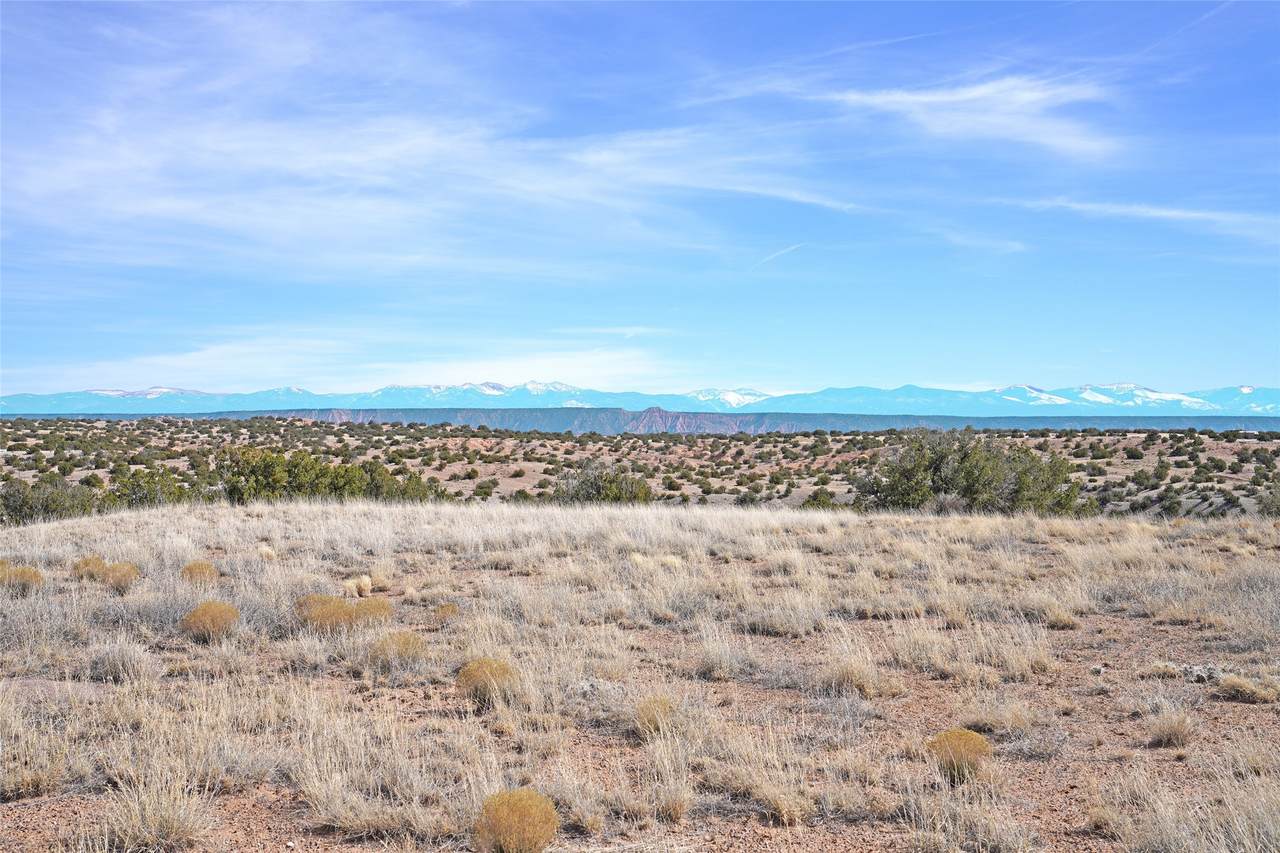 https://bt-photos.global.ssl.fastly.net/santafe/1280_boomver_1_202600820-2.jpg