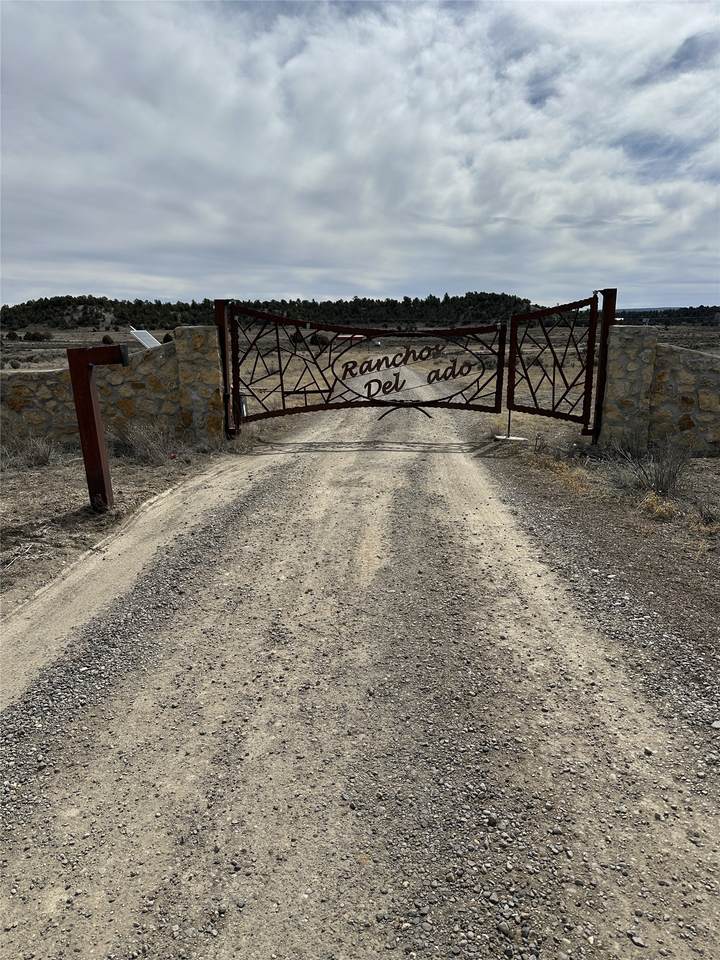 170 Nm State Highway 112 - Photo 1