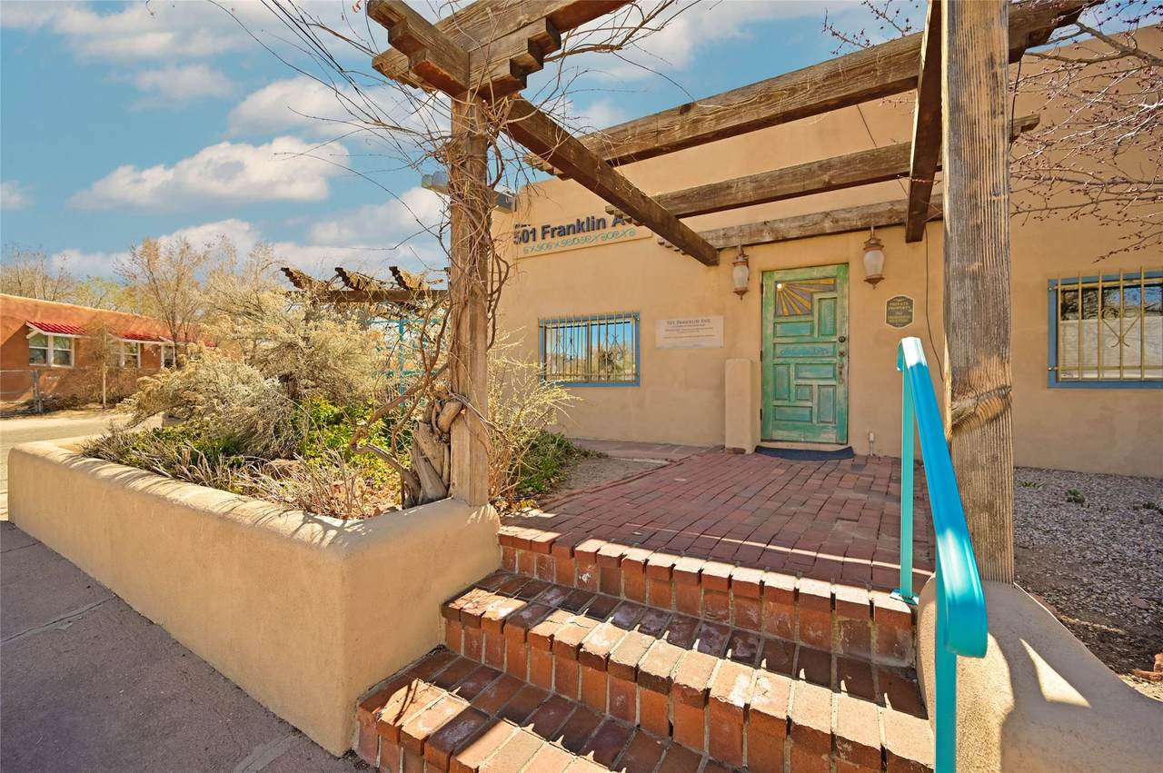 501 Franklin Avenue - Photo 1