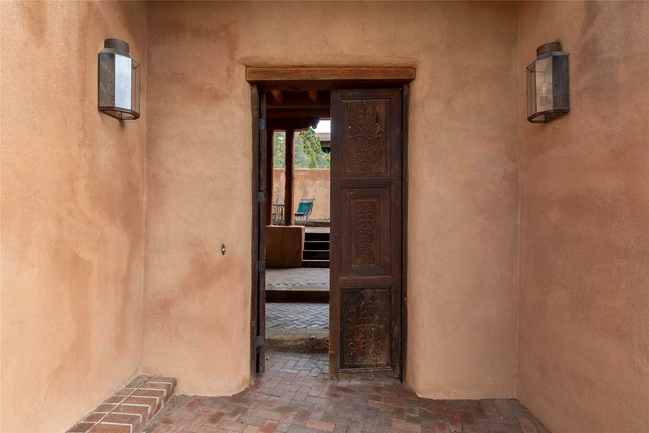https://bt-photos.global.ssl.fastly.net/santafe/1280_boomver_1_202600959-2.jpg