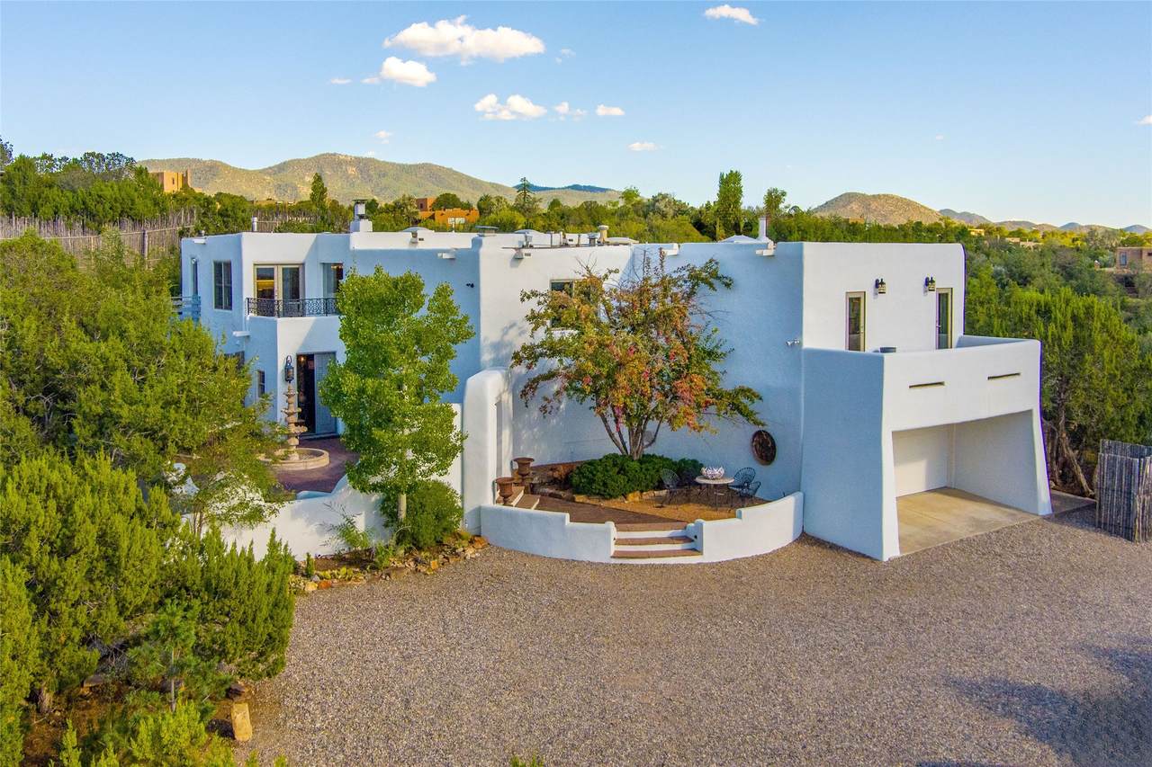 413 Los Arboles Drive - Photo 1