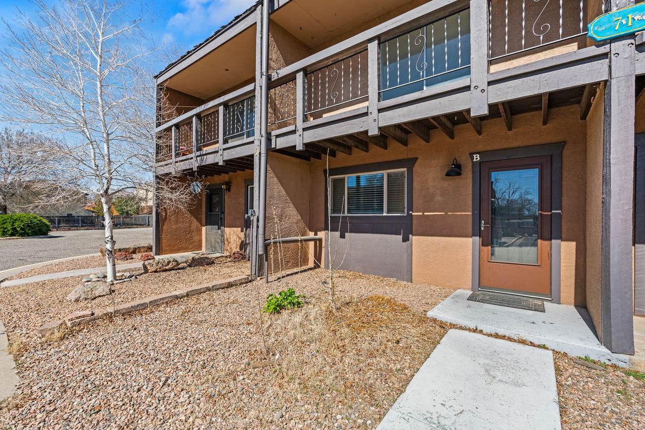 71 Park Lane - Photo 1