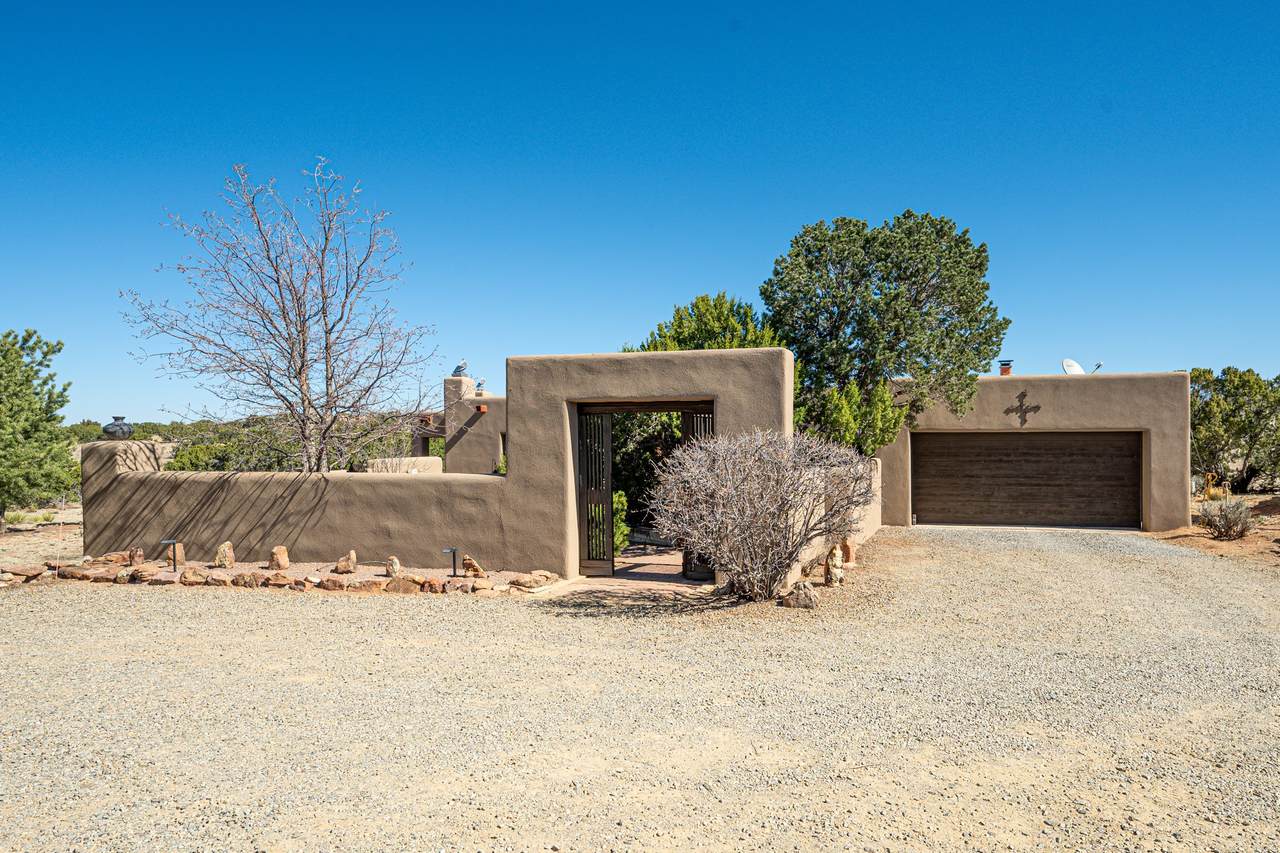 42 Estambre Road - Photo 1