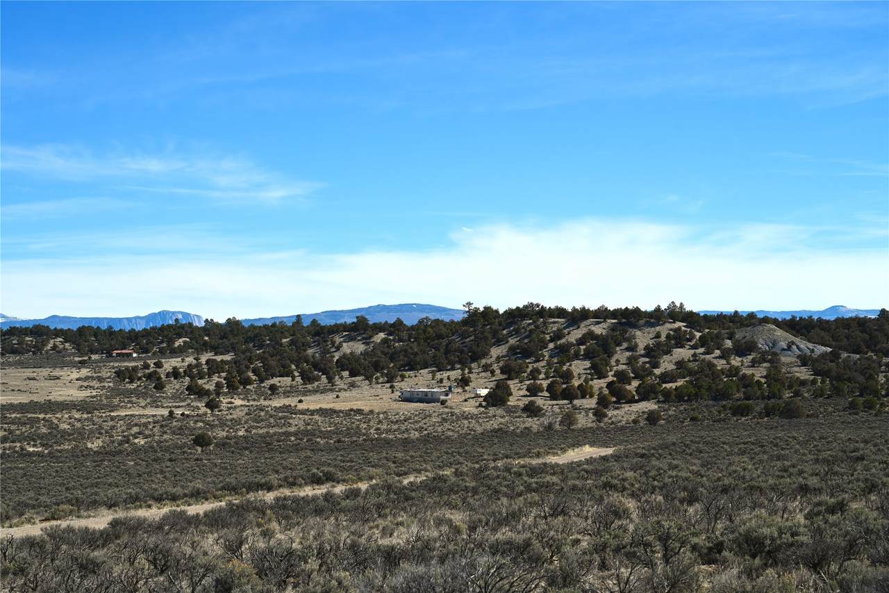https://bt-photos.global.ssl.fastly.net/santafe/1280_boomver_1_202601095-2.jpg