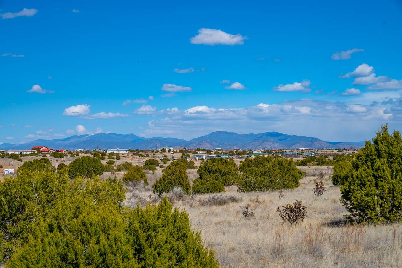 https://bt-photos.global.ssl.fastly.net/santafe/1280_boomver_1_202601105-2.jpg