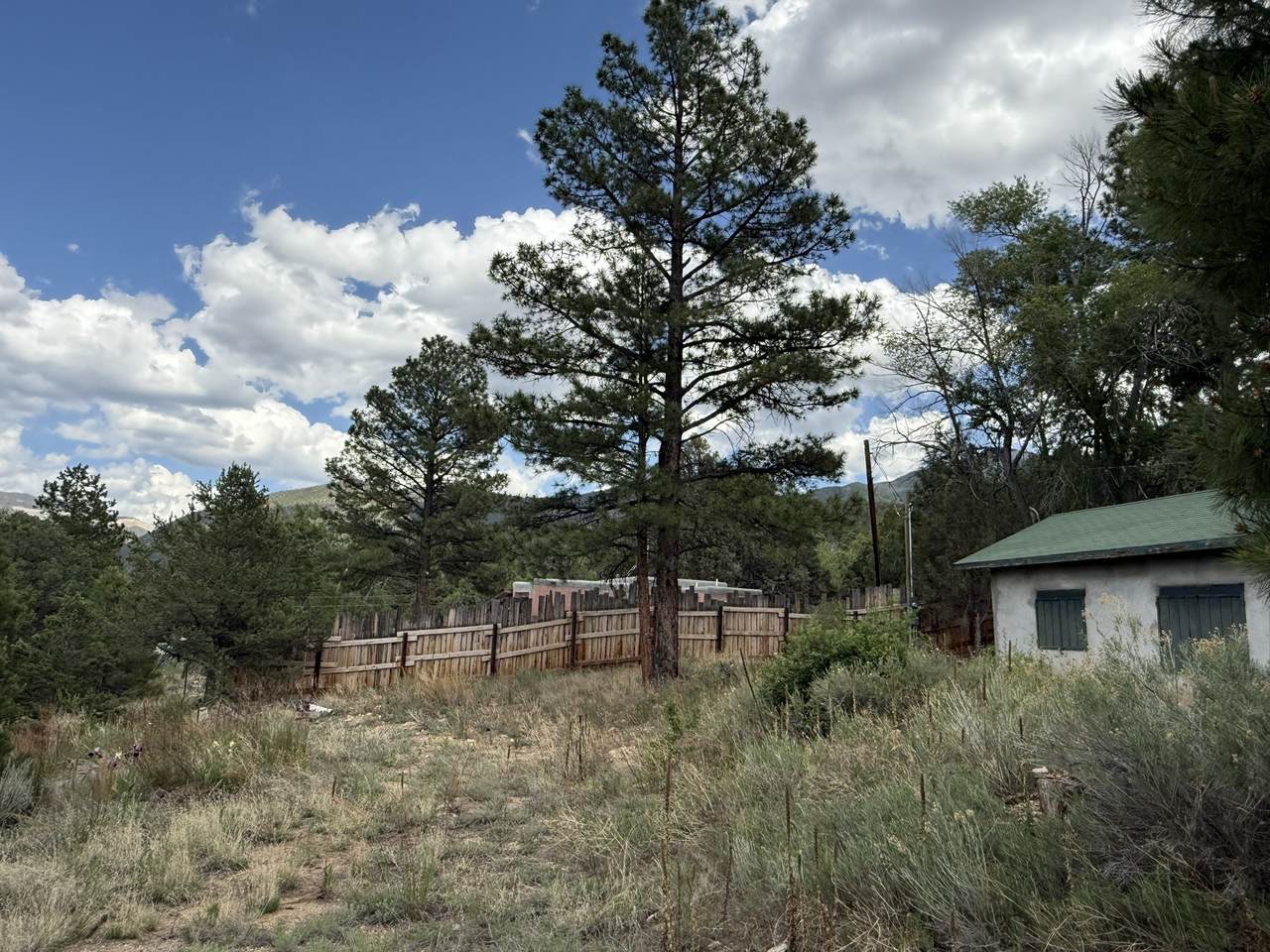 https://bt-photos.global.ssl.fastly.net/santafe/1280_boomver_1_202601116-2.jpg