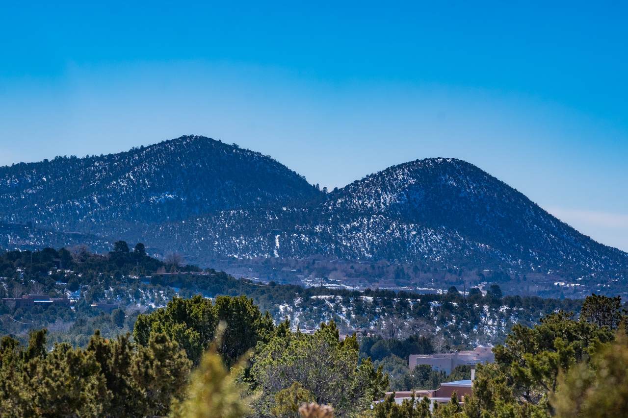 https://bt-photos.global.ssl.fastly.net/santafe/1280_boomver_1_202601125-2.jpg
