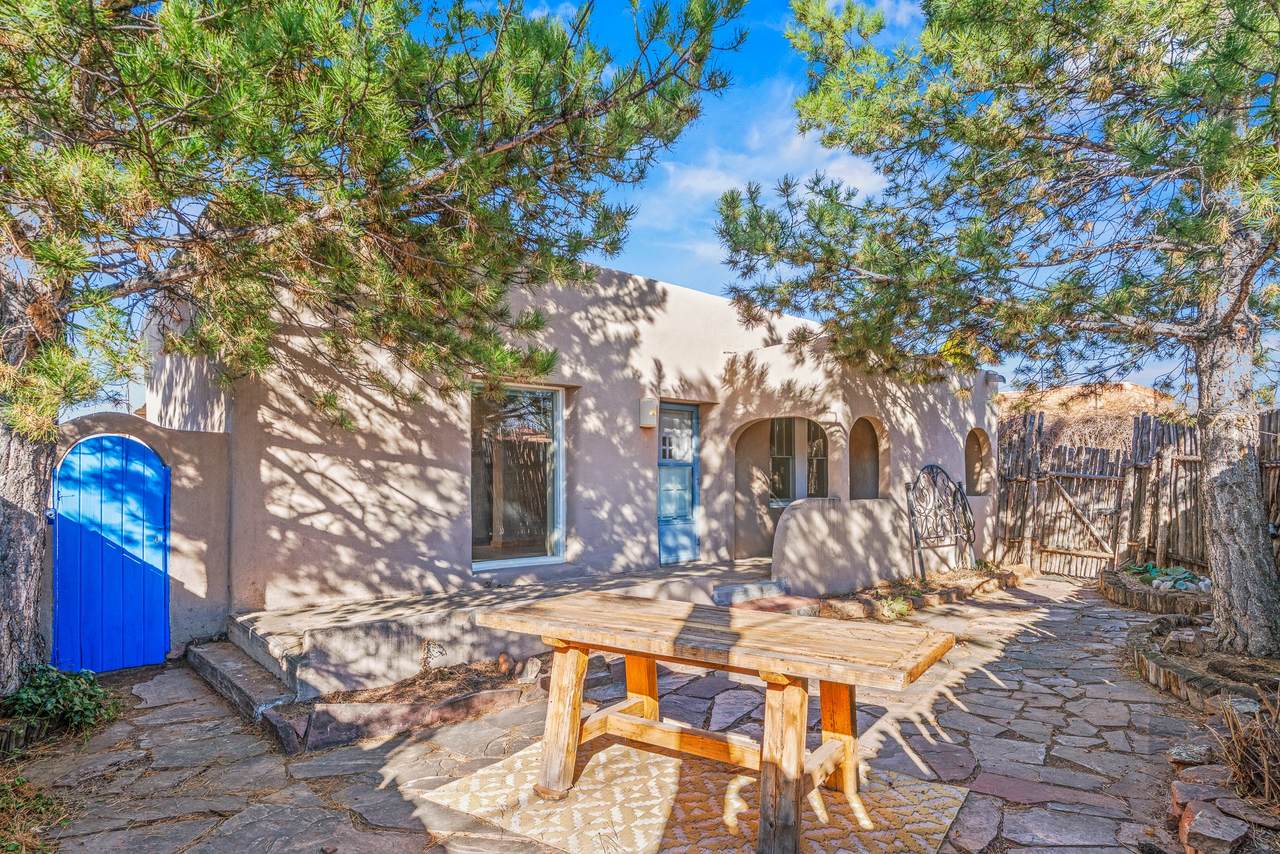 625 Don Felix Street - Photo 1