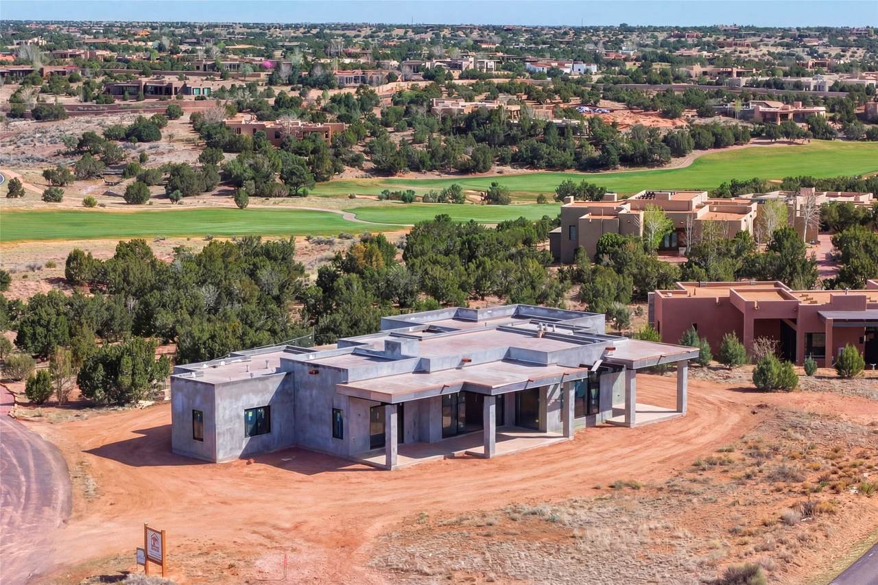 https://bt-photos.global.ssl.fastly.net/santafe/1280_boomver_1_202601152-2.jpg