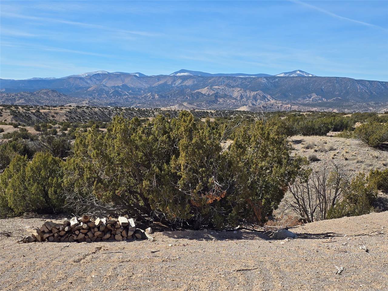 https://bt-photos.global.ssl.fastly.net/santafe/1280_boomver_1_202601161-2.jpg