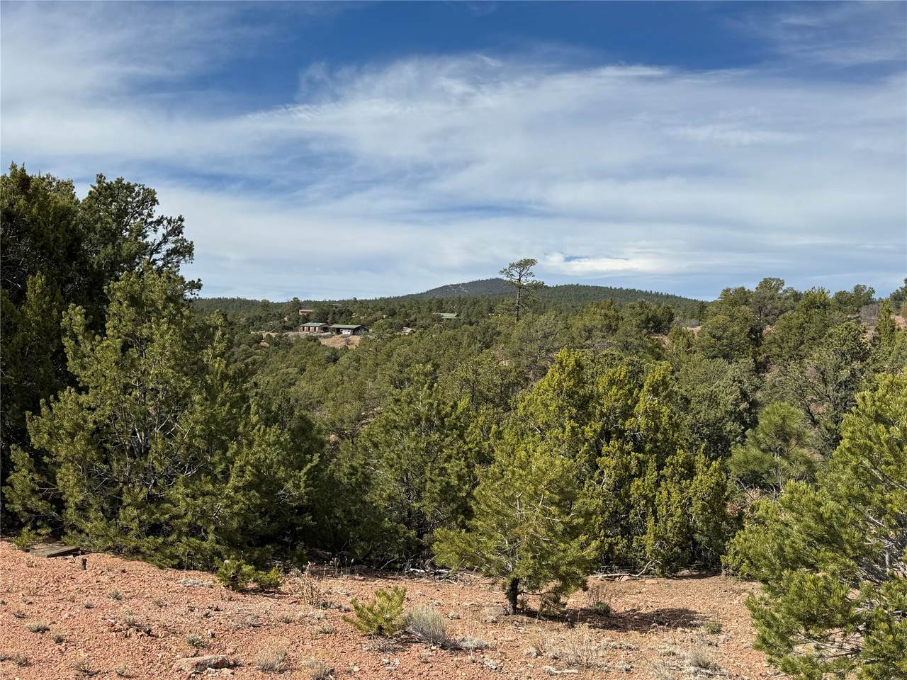 https://bt-photos.global.ssl.fastly.net/santafe/1280_boomver_1_202601184-2.jpg