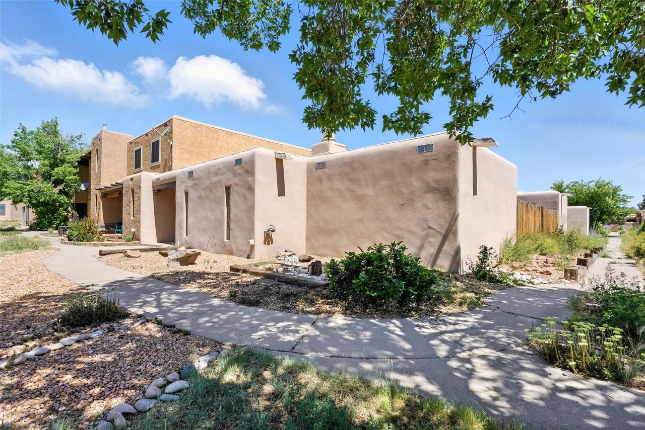 375 Cheryl Court - Photo 1