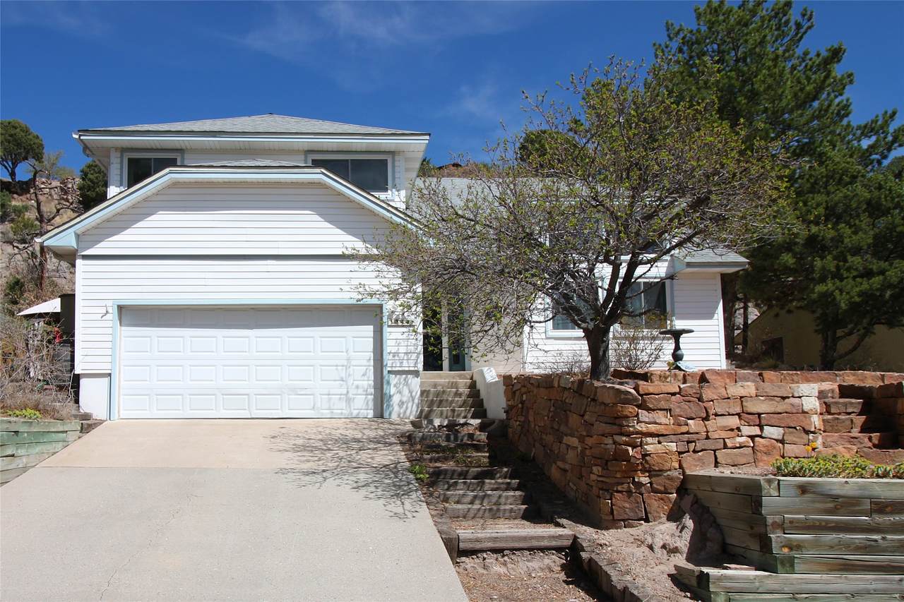 1346 Big Rock Loop - Photo 1