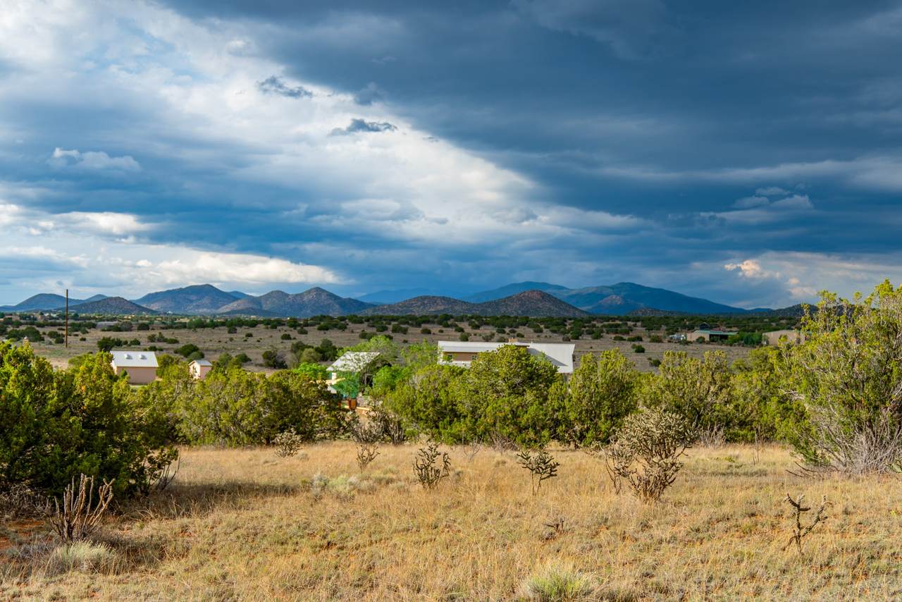 https://bt-photos.global.ssl.fastly.net/santafe/1280_boomver_1_202601290-2.jpg