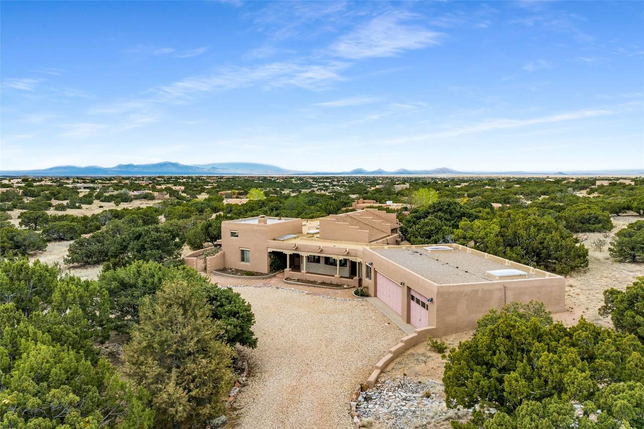 4 Montana Court - Photo 1