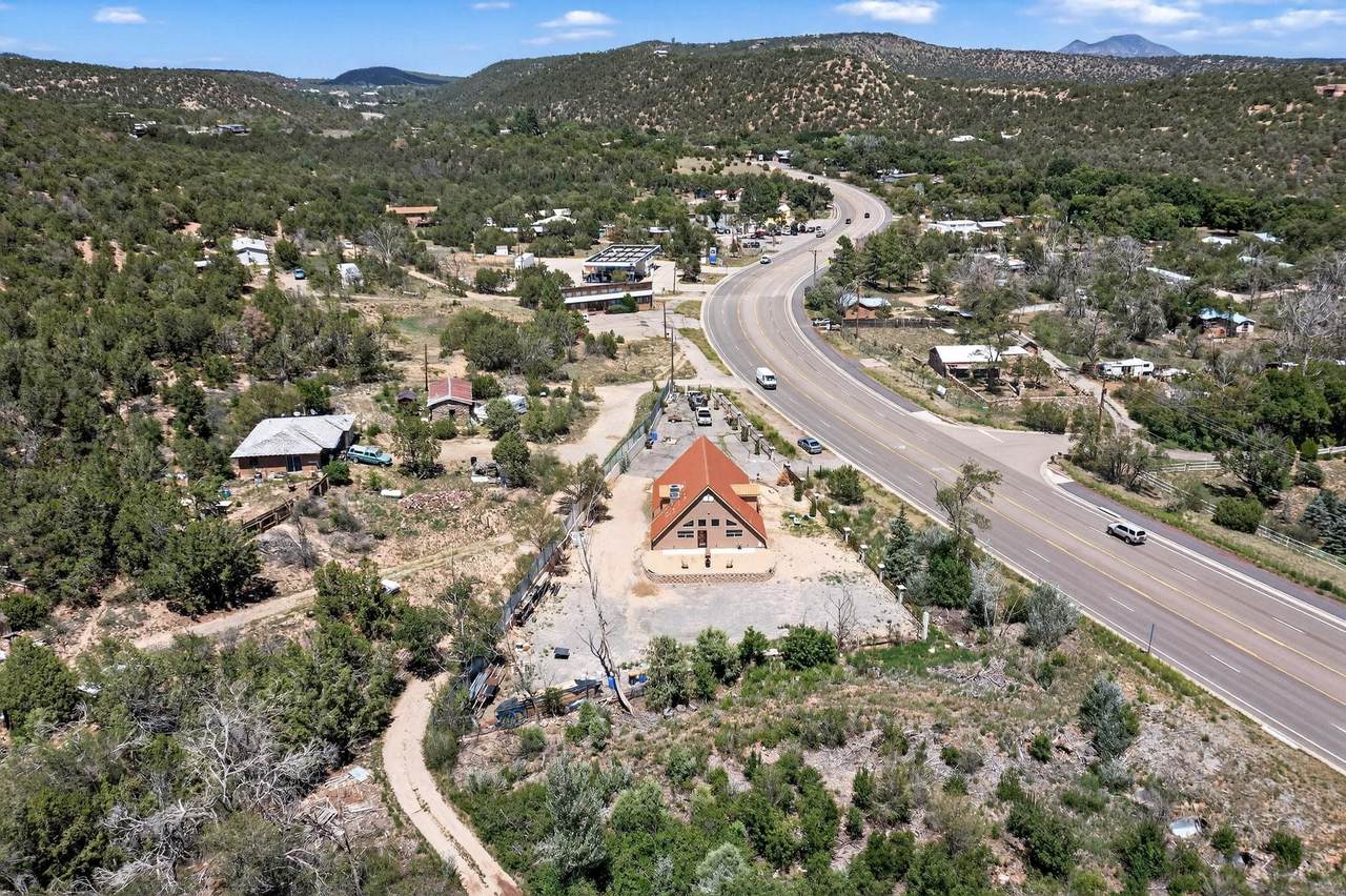 https://bt-photos.global.ssl.fastly.net/santafe/1280_boomver_1_202601371-2.jpg