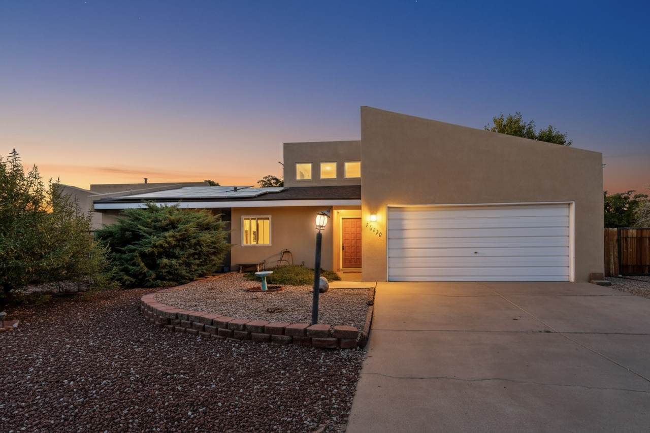 2911 Links Lane - Photo 1