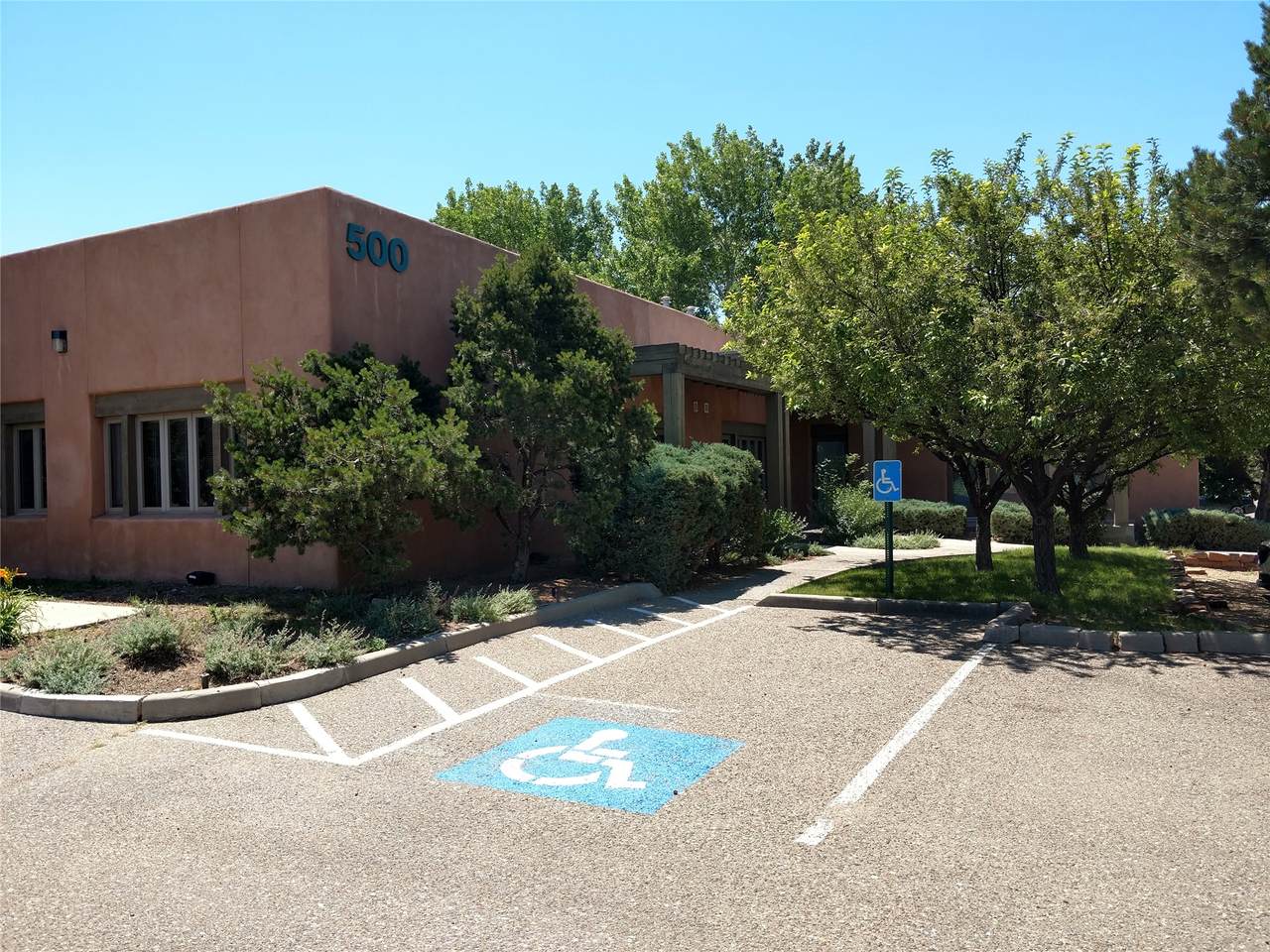 https://bt-photos.global.ssl.fastly.net/santafe/1280_boomver_1_202601458-2.jpg