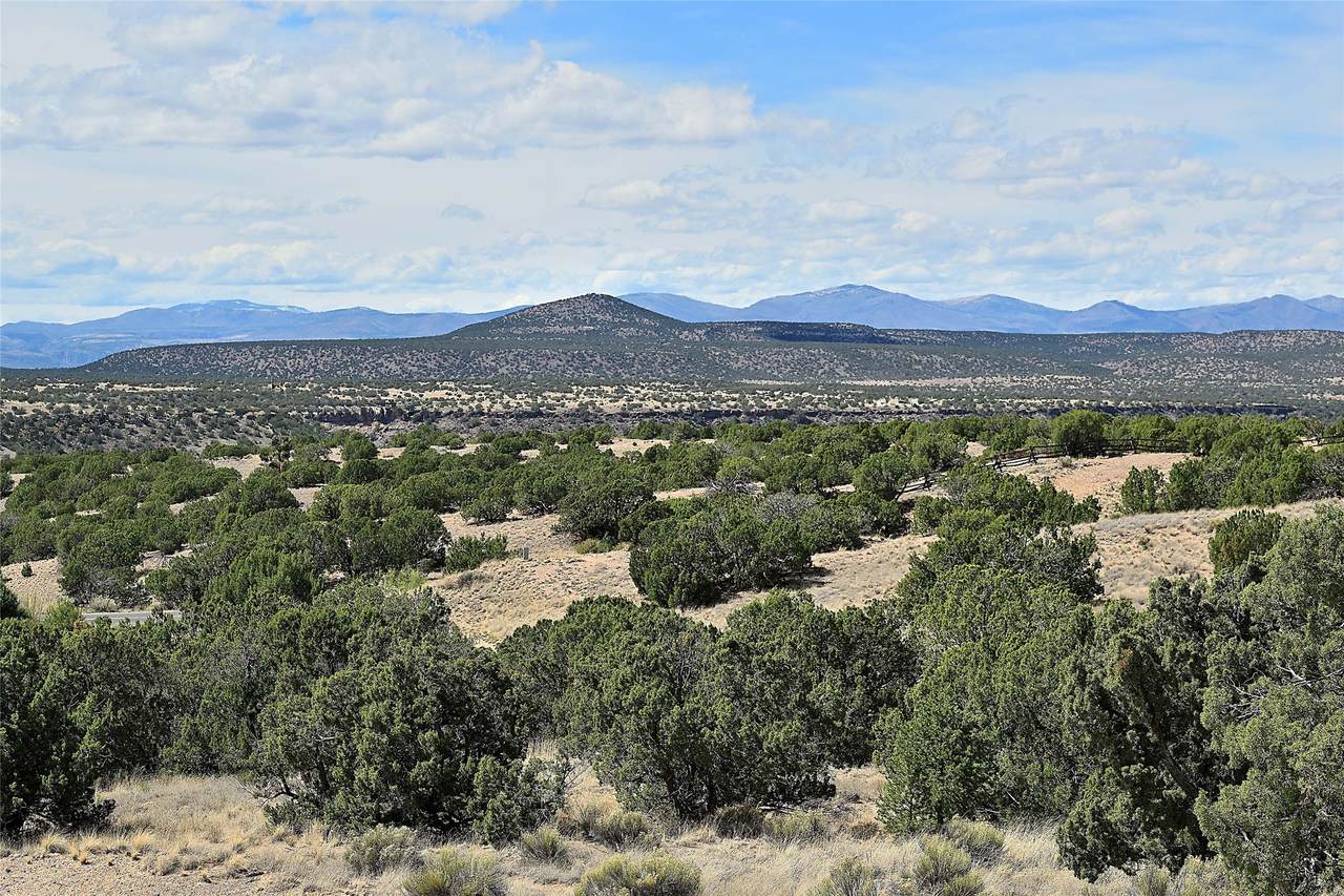 https://bt-photos.global.ssl.fastly.net/santafe/1280_boomver_1_202601490-2.jpg