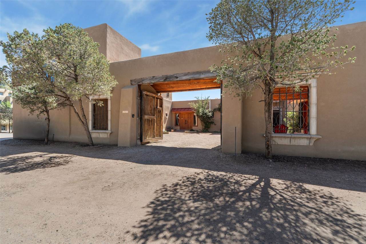 637 Alto Street - Photo 1
