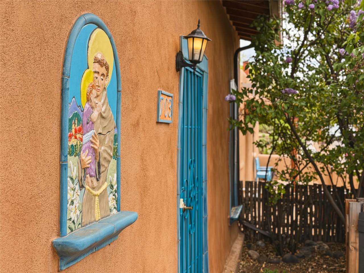 https://bt-photos.global.ssl.fastly.net/santafe/1280_boomver_1_202601567-2.jpg