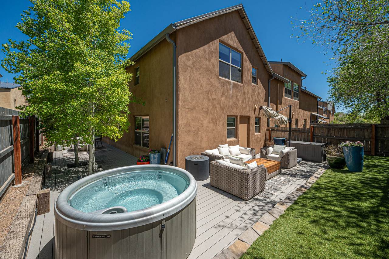 2180 Alameda Street - Photo 1