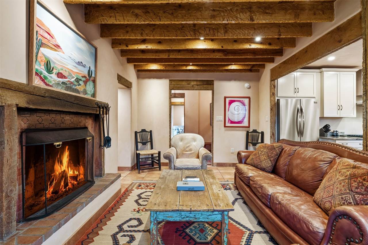 220 1/2 Mckenzie Street - Photo 1