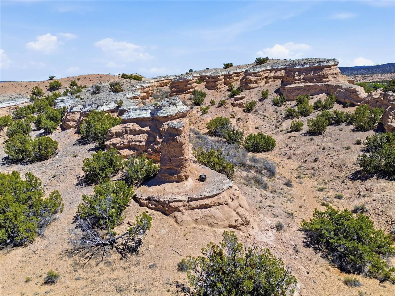 https://bt-photos.global.ssl.fastly.net/santafe/1280_boomver_1_202602053-2.jpg