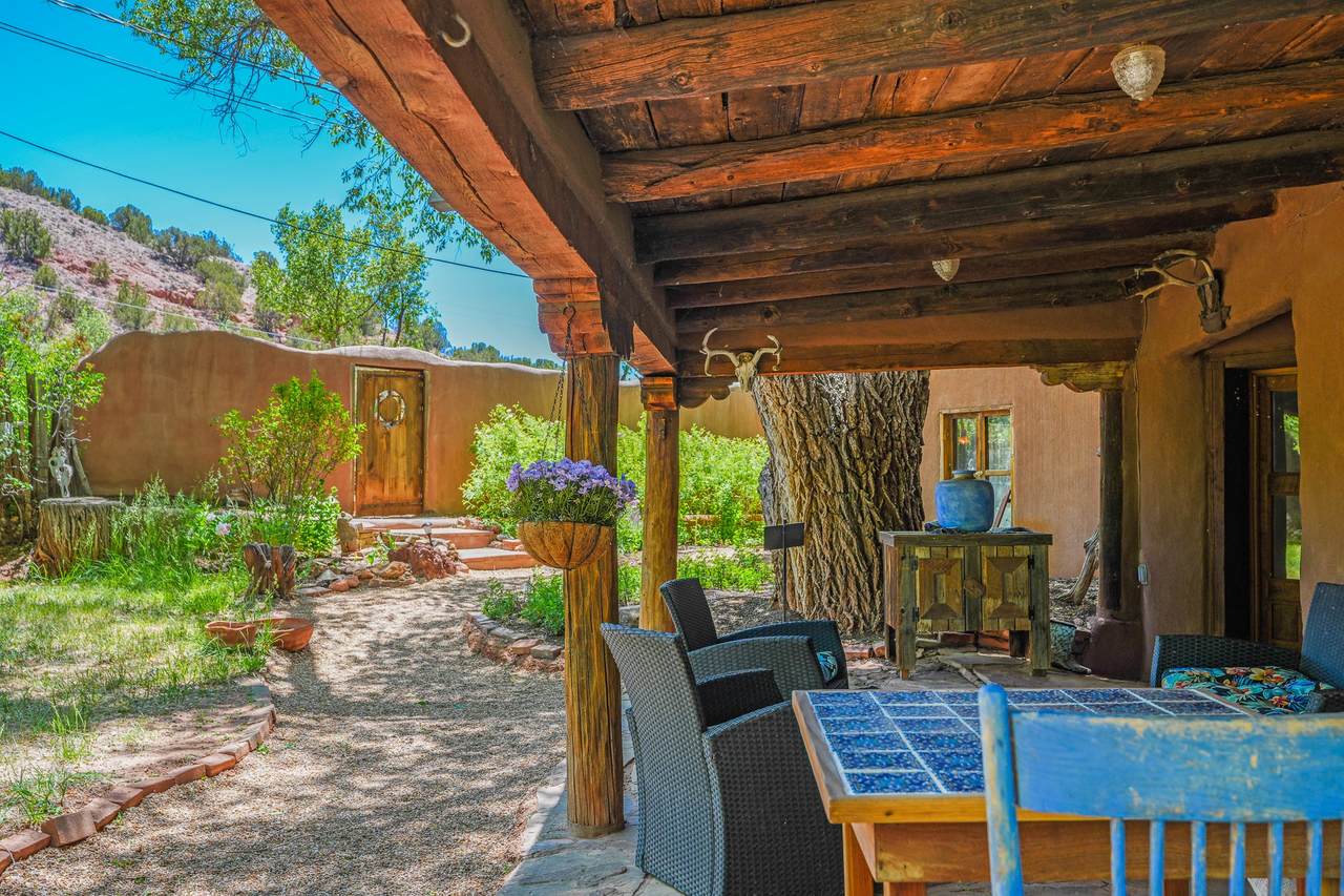 25 Paseo C De Baca - Photo 1