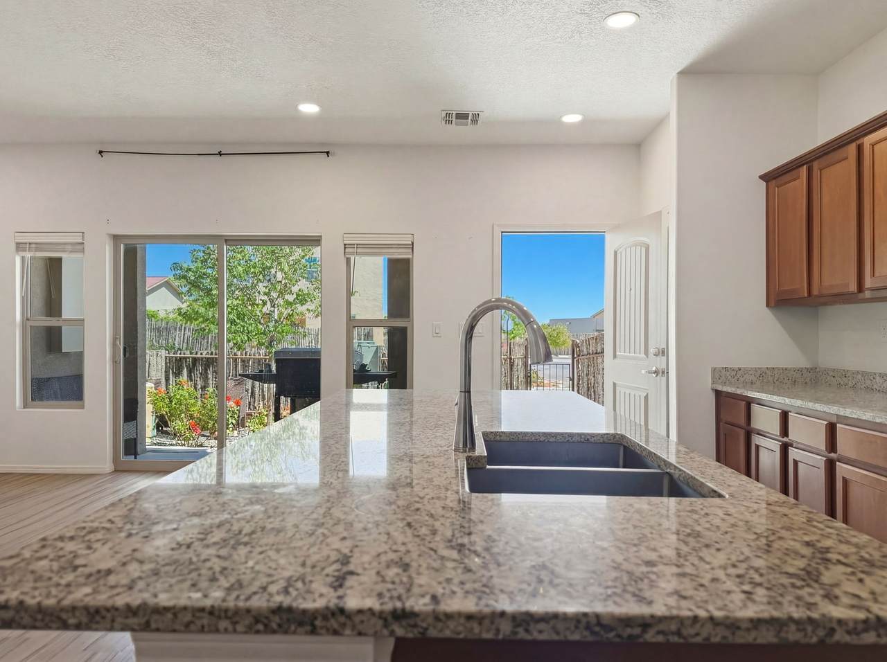 7195 Plaza Central - Photo 1