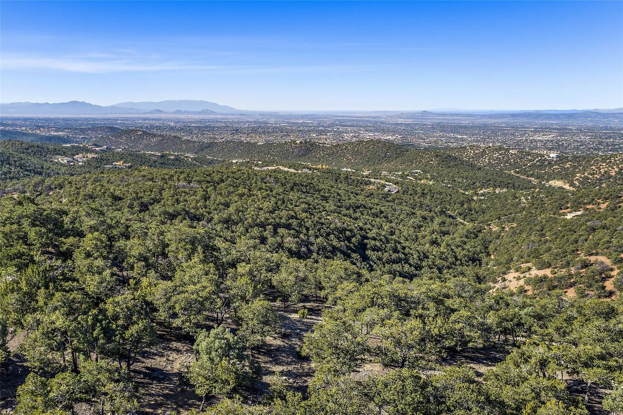 https://bt-photos.global.ssl.fastly.net/santafe/1280_boomver_1_202602304-2.jpg