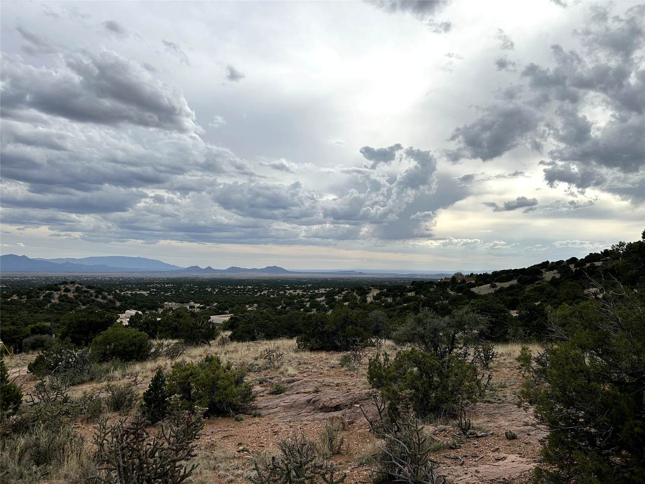 https://bt-photos.global.ssl.fastly.net/santafe/1280_boomver_1_202602325-2.jpg