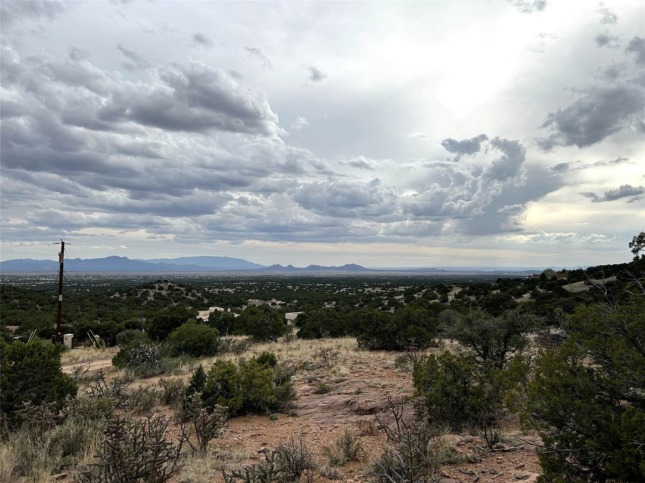 https://bt-photos.global.ssl.fastly.net/santafe/1280_boomver_1_202602325-2.jpg