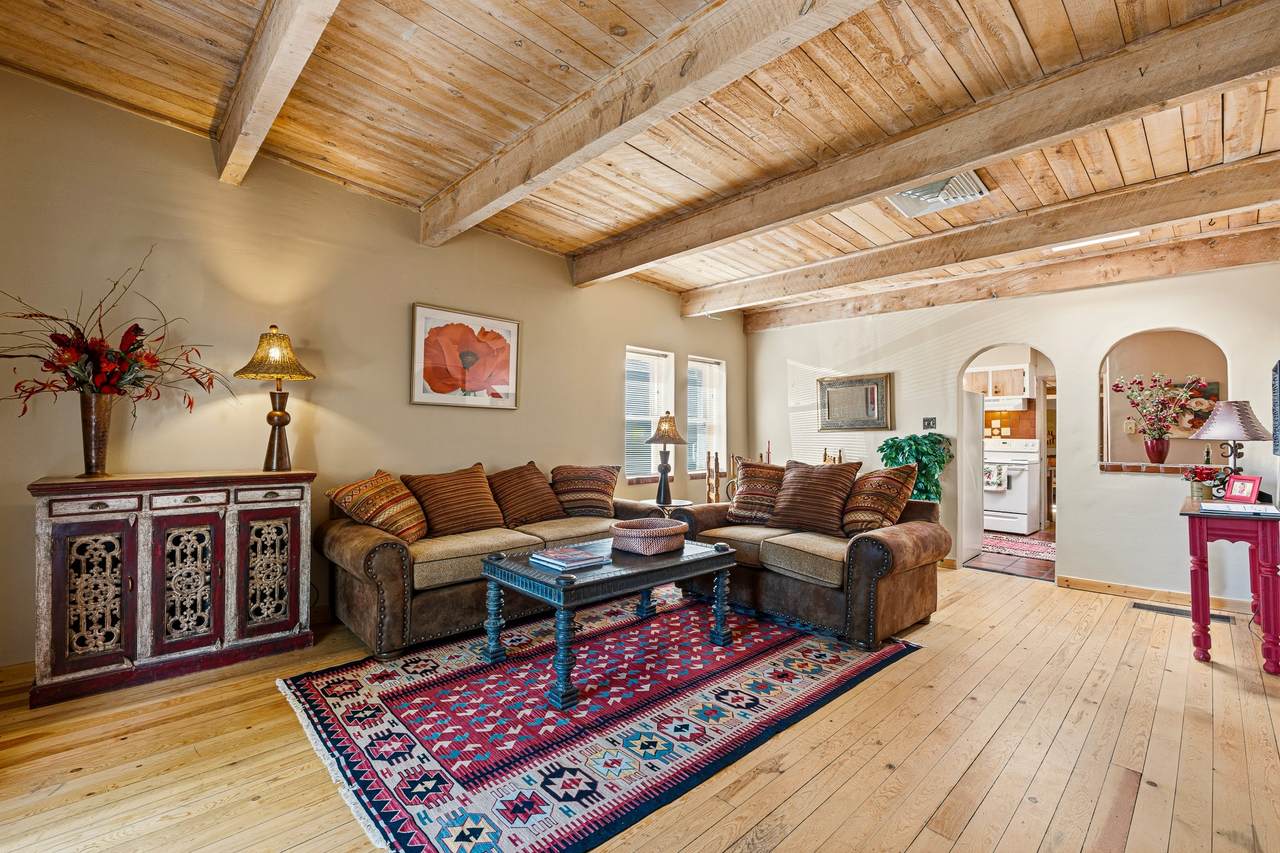 625 Don Felix Street - Photo 1