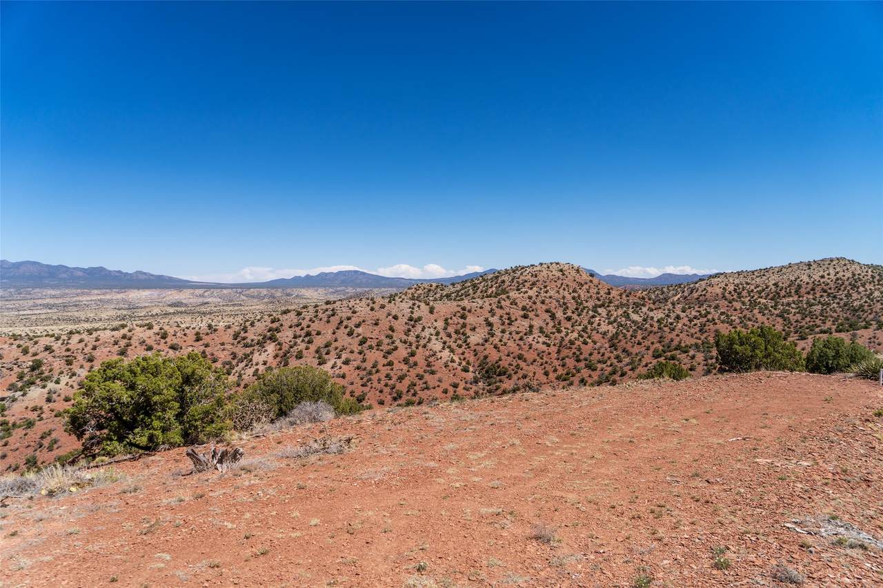 https://bt-photos.global.ssl.fastly.net/santafe/1280_boomver_1_202602346-2.jpg